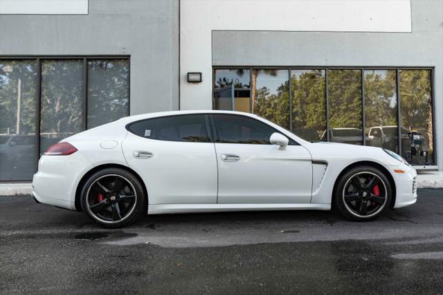 2016 Porsche Panamera GTS