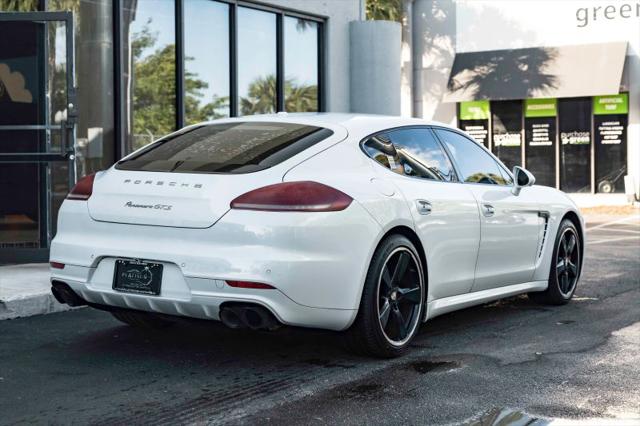 2016 Porsche Panamera GTS