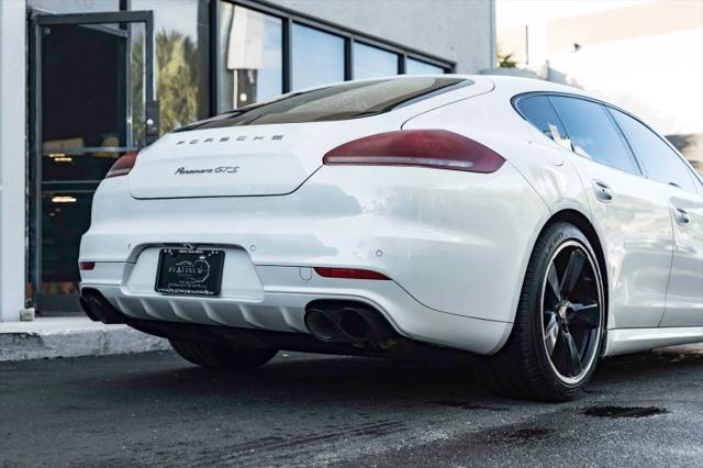 2016 Porsche Panamera GTS