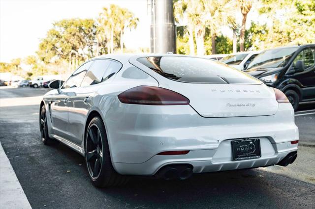 2016 Porsche Panamera GTS