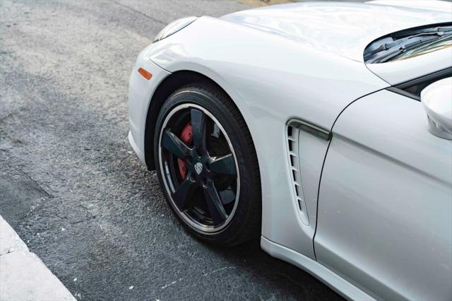 2016 Porsche Panamera GTS