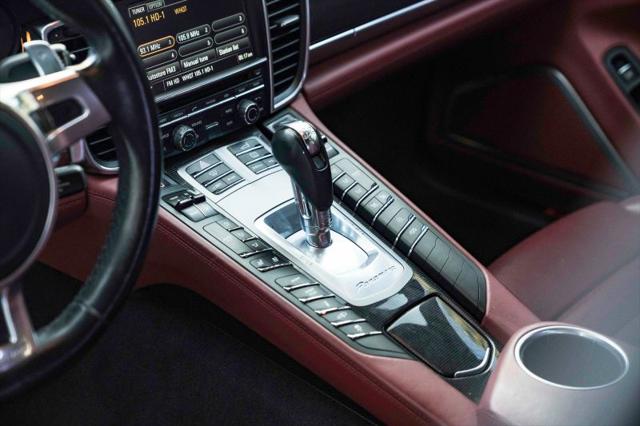 2016 Porsche Panamera GTS