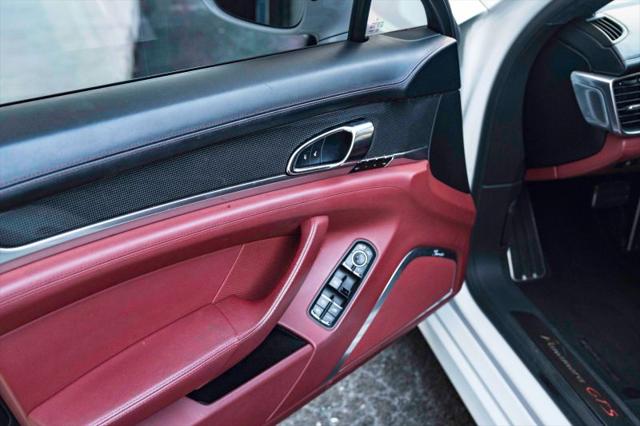 2016 Porsche Panamera GTS
