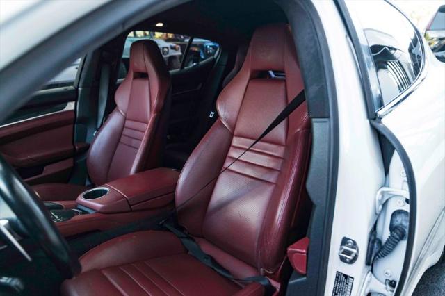 2016 Porsche Panamera GTS