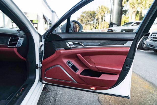 2016 Porsche Panamera GTS