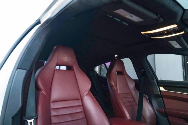 2016 Porsche Panamera GTS