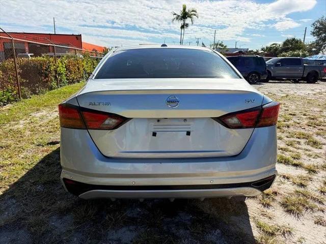 2022 Nissan Altima SV FWD