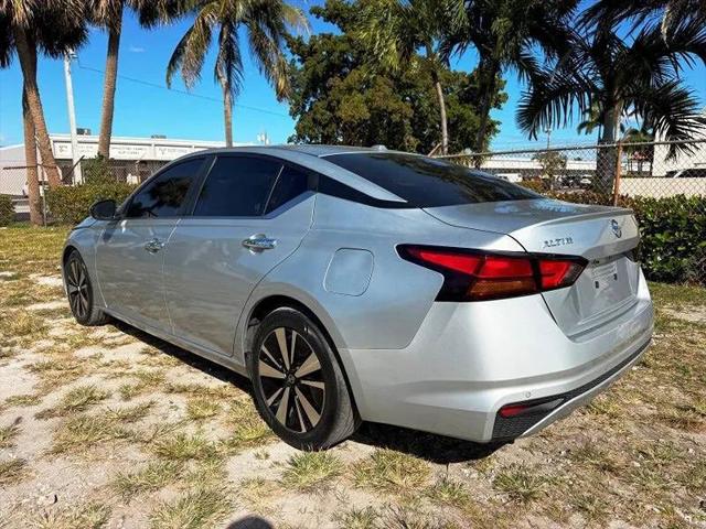 2022 Nissan Altima SV FWD