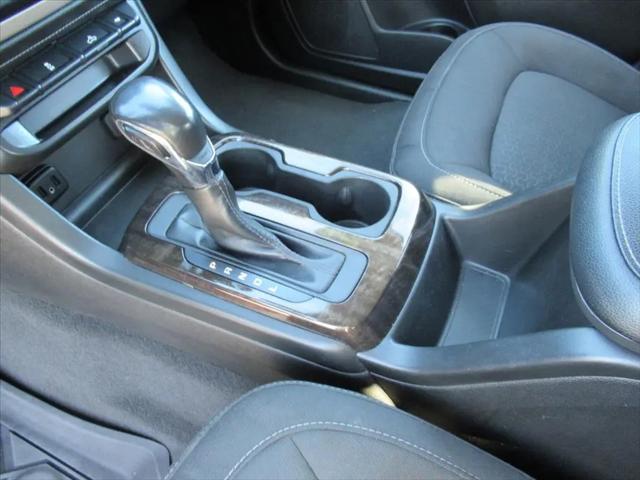 2022 GMC Canyon 4WD Crew Cab Short Box Elevation