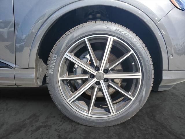 2026 Audi Q7 Premium Plus 45 TFSI quattro tiptronic