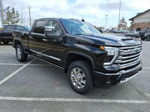 2026 Chevrolet Silverado 2500HD Crew Cab, Standard Bed, High Country, 4WD