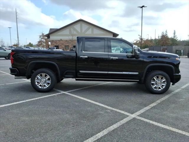 2026 Chevrolet Silverado 2500HD Crew Cab, Standard Bed, High Country, 4WD