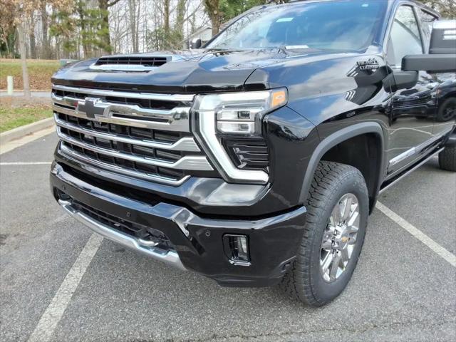 2026 Chevrolet Silverado 2500HD Crew Cab, Standard Bed, High Country, 4WD