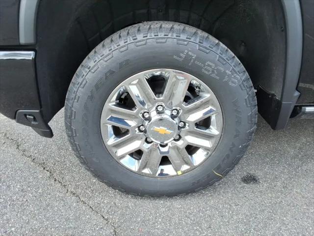 2026 Chevrolet Silverado 2500HD Crew Cab, Standard Bed, High Country, 4WD