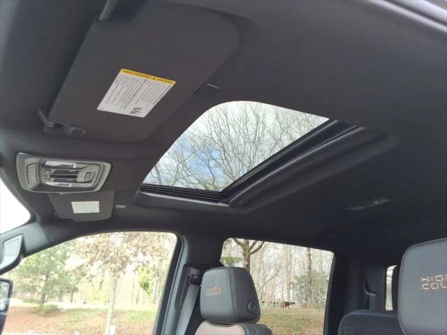 2026 Chevrolet Silverado 2500HD Crew Cab, Standard Bed, High Country, 4WD
