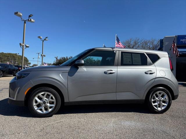 2024 Kia Soul LX
