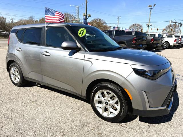 2024 Kia Soul LX