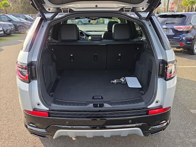 2026 Land Rover Discovery Sport Landmark
