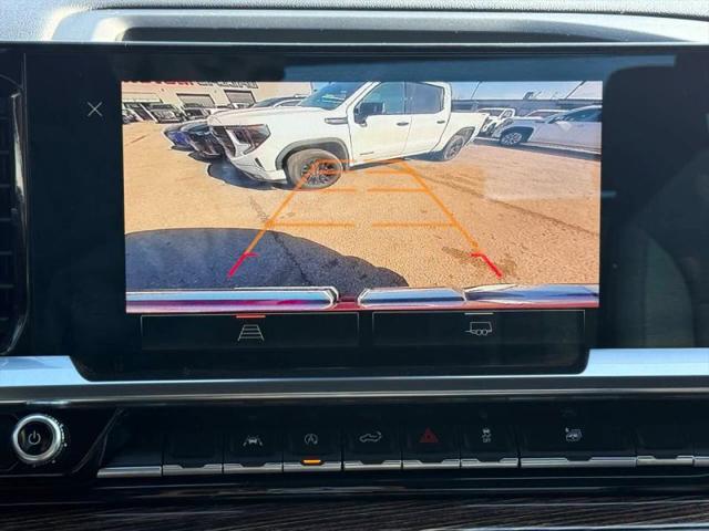 2023 GMC Sierra 1500 4WD Crew Cab Short Box Elevation with 3SB