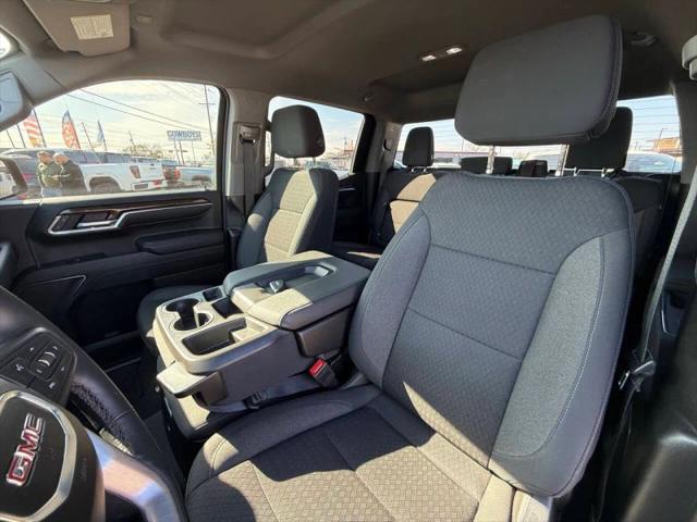 2023 GMC Sierra 1500 4WD Crew Cab Short Box Elevation with 3SB