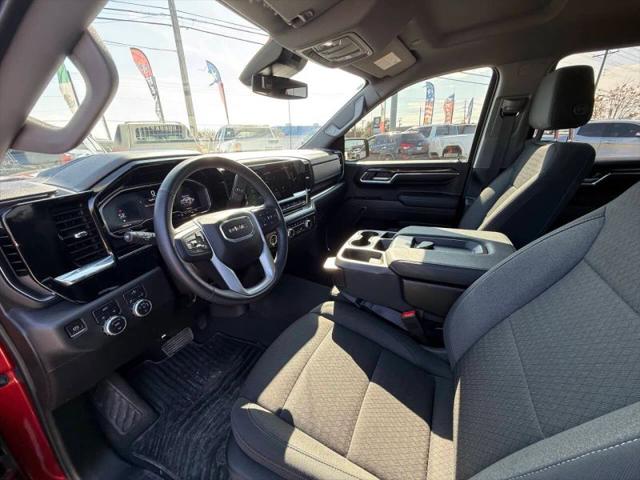 2023 GMC Sierra 1500 4WD Crew Cab Short Box Elevation with 3SB