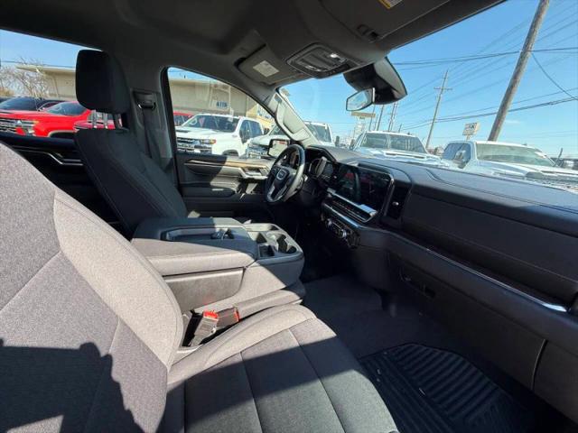 2023 GMC Sierra 1500 4WD Crew Cab Short Box Elevation with 3SB