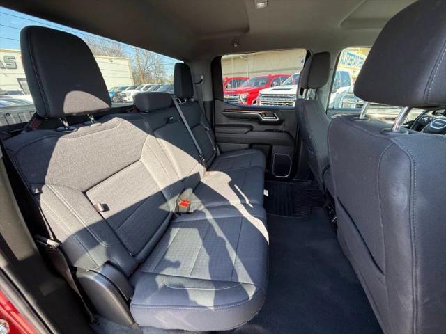 2023 GMC Sierra 1500 4WD Crew Cab Short Box Elevation with 3SB