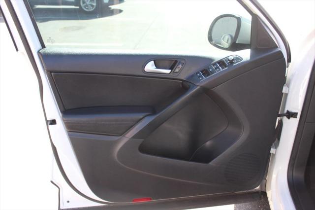 2016 Volkswagen Tiguan SE