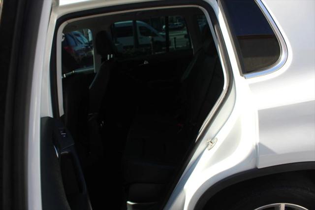 2016 Volkswagen Tiguan SE