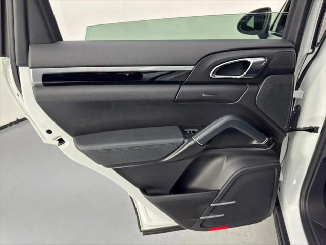 2014 Porsche Cayenne Base