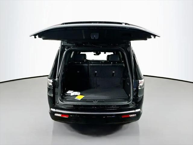 2026 Jeep Grand Wagoneer 4x2