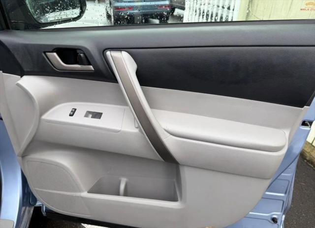 2008 Toyota Highlander Sport