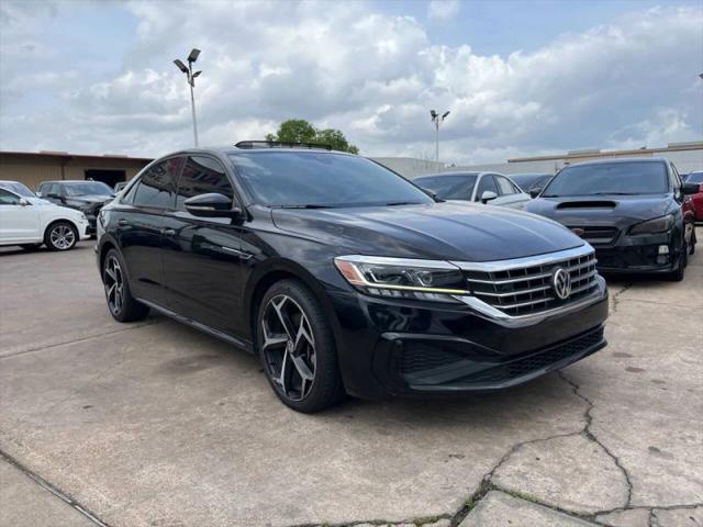 2022 Volkswagen Passat 2.0T R-Line
