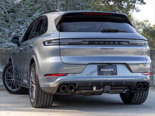 2026 Porsche Cayenne E-Hybrid Unknown