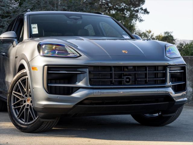 2026 Porsche Cayenne E-Hybrid Unknown