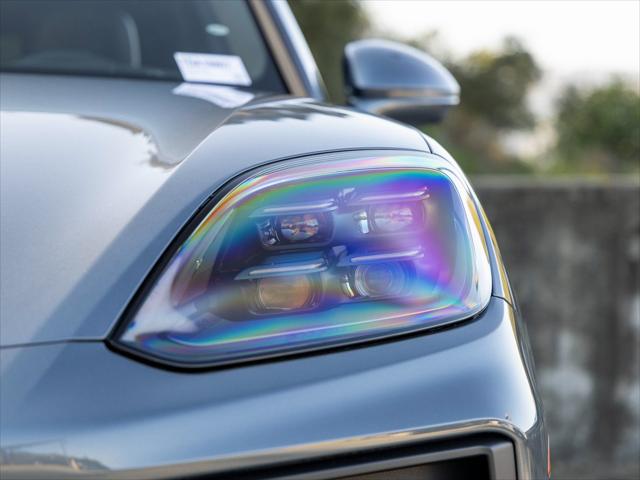 2026 Porsche Cayenne E-Hybrid Unknown