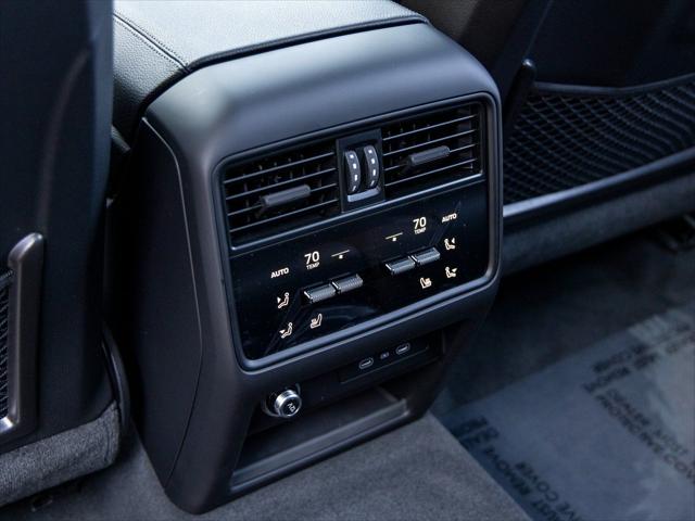 2026 Porsche Cayenne E-Hybrid Unknown