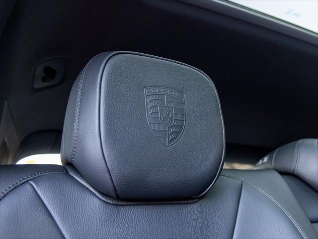 2026 Porsche Cayenne E-Hybrid Unknown