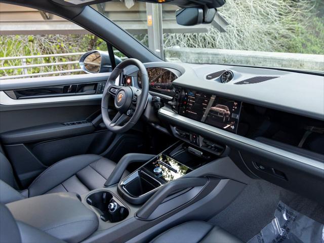 2026 Porsche Cayenne E-Hybrid Unknown