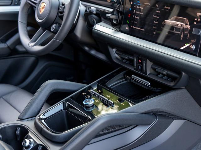 2026 Porsche Cayenne E-Hybrid Unknown