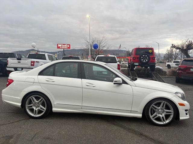 2012 Mercedes-Benz C-CLASS C 300 Sport 4MATIC