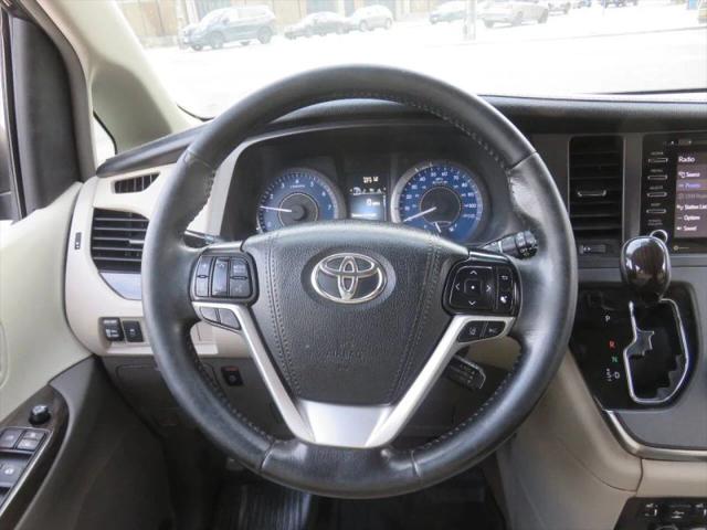 2019 Toyota Sienna XLE 8 Passenger