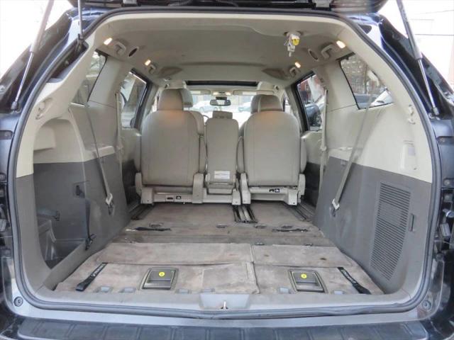 2019 Toyota Sienna XLE 8 Passenger