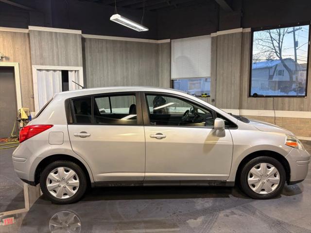 2012 Nissan Versa 1.8 S