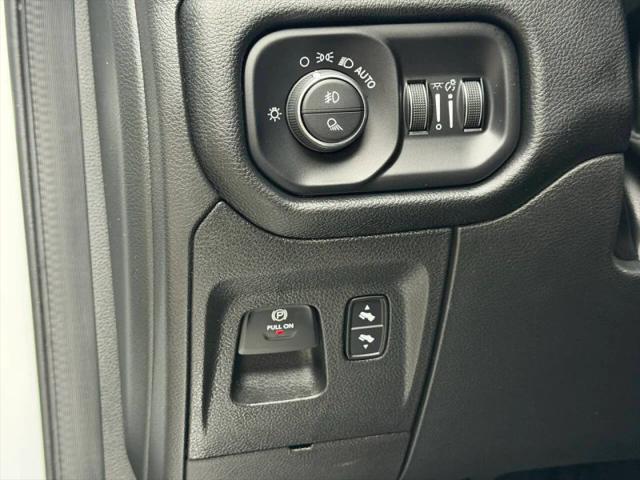 2022 Ram 1500 Laramie Crew Cab 4x4 5'7" Box