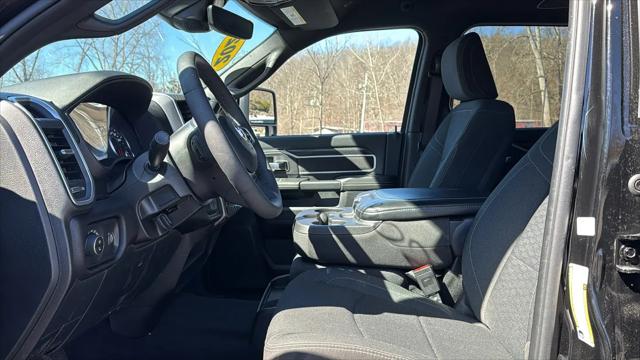 2025 Ram 2500 Big Horn Crew Cab 4x4 6'4" Box