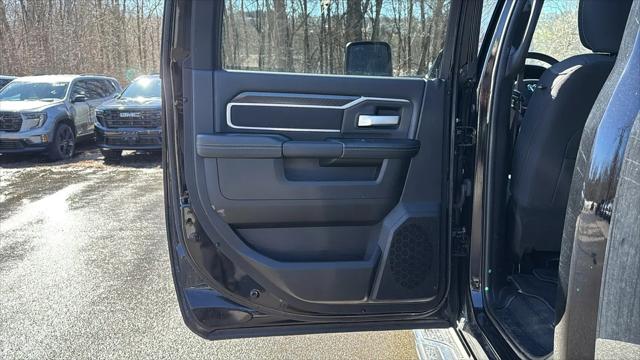 2025 Ram 2500 Big Horn Crew Cab 4x4 6'4" Box