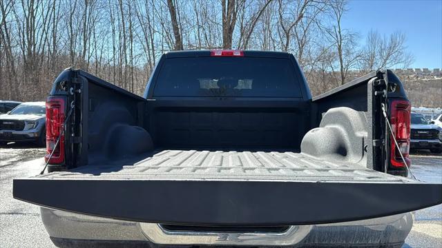 2025 Ram 2500 Big Horn Crew Cab 4x4 6'4" Box