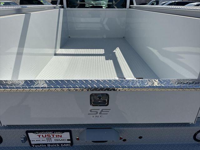 2026 GMC Sierra 2500HD Crew Cab, Long Bed, Pro, 4WD