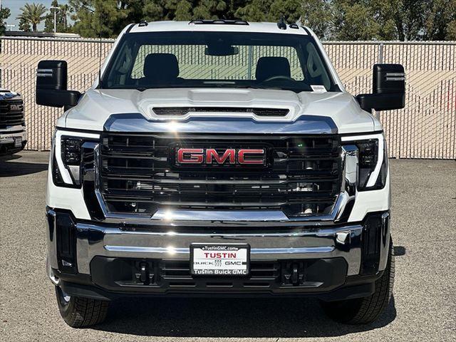 2026 GMC Sierra 3500HD Pro